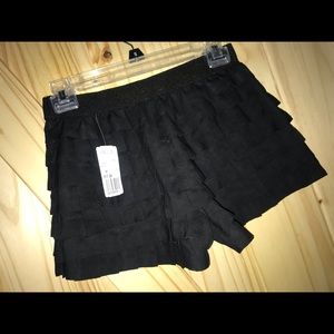 “Flapper” shorts